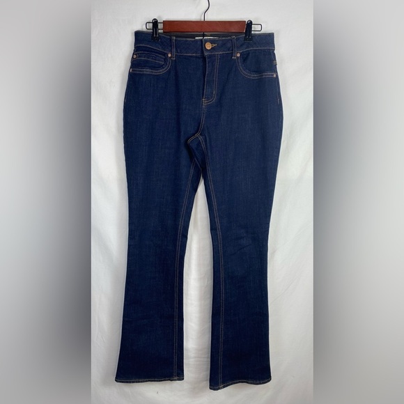 EST. 1946 Blue Denim Bootcut Jeans in Size 8. - Picture 1 of 9